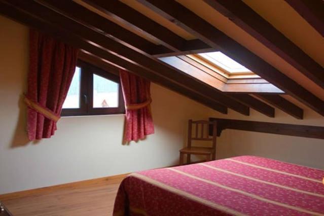 Apartamentos Villa De Потес Экстерьер фото