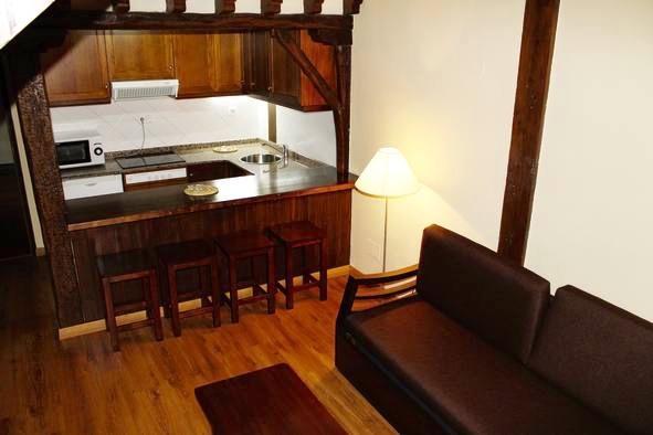 Apartamentos Villa De Потес Экстерьер фото