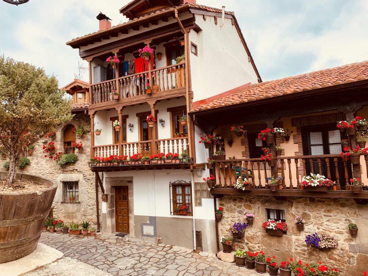 Apartamentos Villa De Потес Экстерьер фото